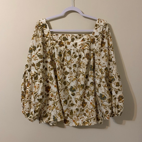 A.N.A ( a new approach ) crop style Top, size 2 - Picture 2 of 16